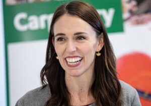 Vaping can be an effective tool to quit smoking : Jacinda Ardern